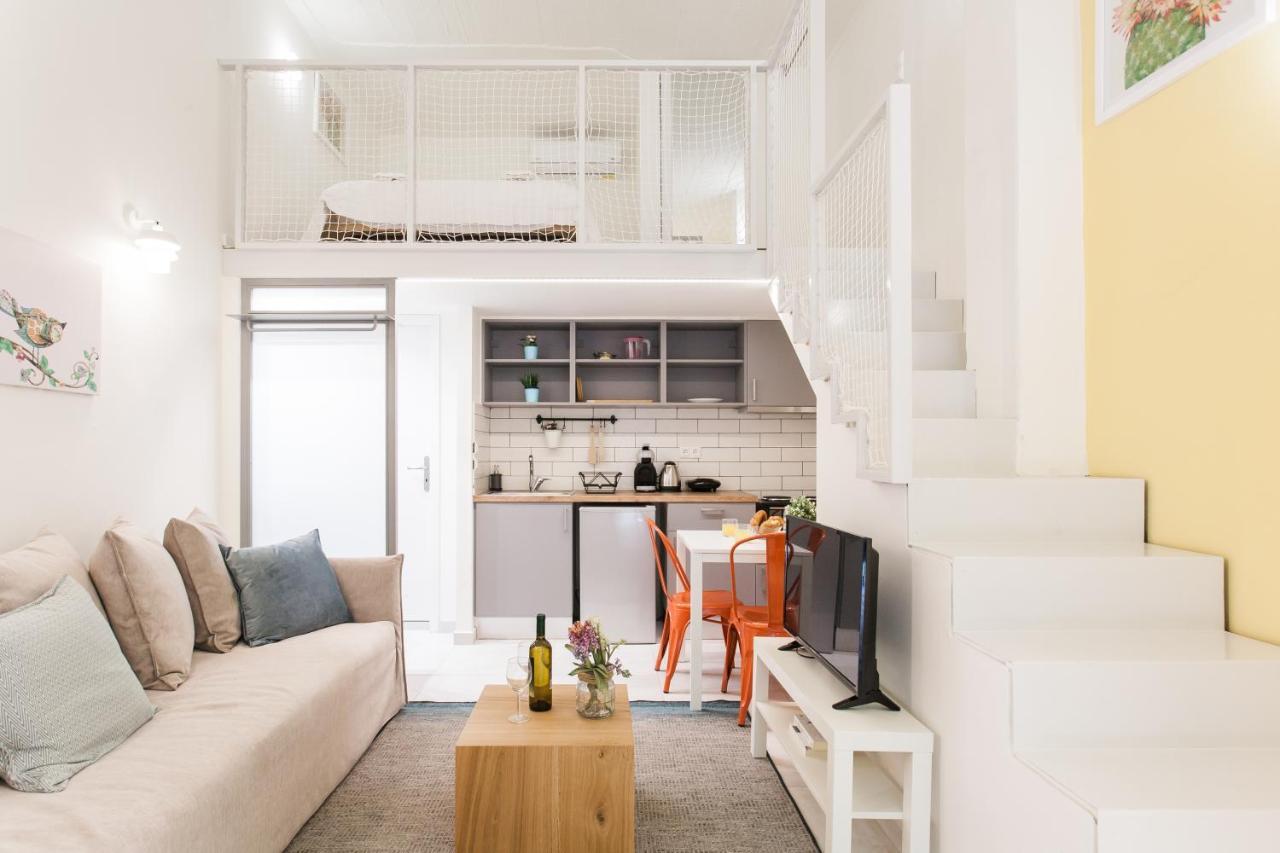 Relax In Funky Loft Next To Metro! Atény